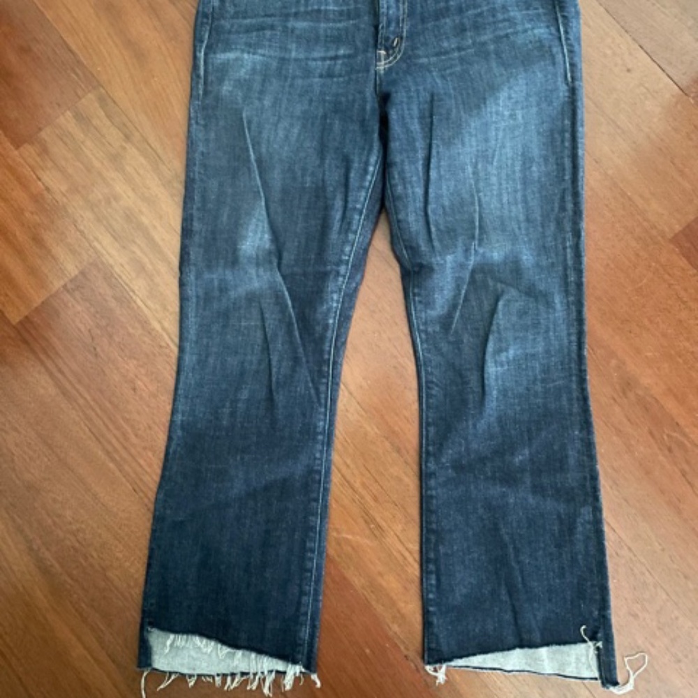 CROPPED RAW HEM DARK JEANS FROM MOTHER DENIM
